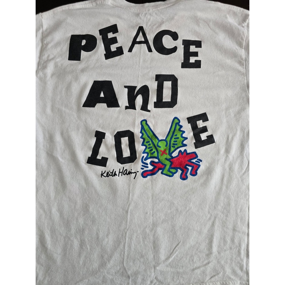 Keith Haring Peace and Love Dancing Heart Graphic T-Shirt White Large Mens - Picture 4 of 4